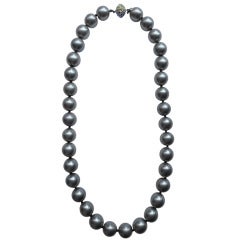 Vintage 1980s Kenneth Jay Lane Tahitian Pearl Necklace and Jeweled Clasp