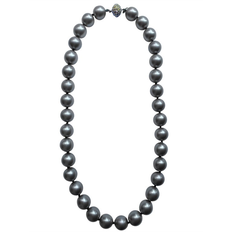 1980s Kenneth Jay Lane Tahitian Pearl Necklace and Jeweled Clasp For Sale