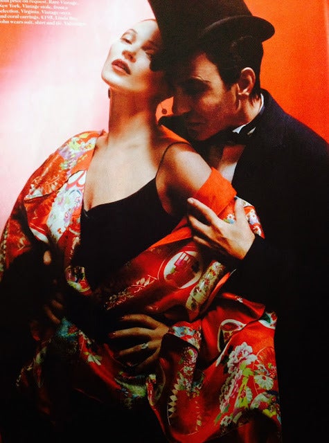 Seen in the December 2013 issue of British Vogue on Kate Moss is this extraordinary John Galliano for Dior origami kimono. 

In January 2003, John Galliano had just returned from a trip to China and Japan.  The collection he presented in March