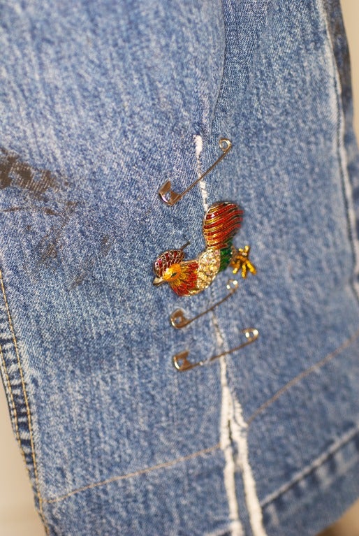 Spring 2001 Dolce & Gabbana Safety Pin and Graffiti Jeans Featured in 2001 Ad Campaign In Excellent Condition In New York, NY