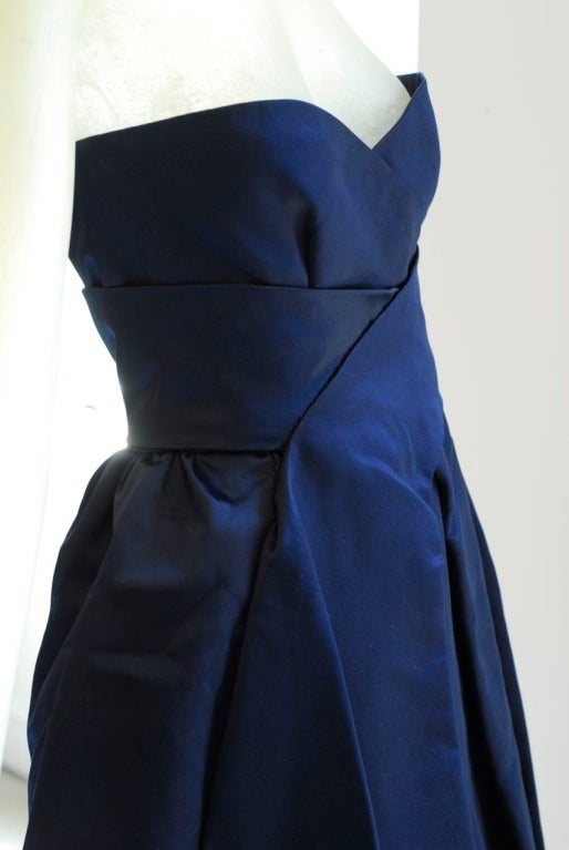 A Rare and Exceptional 1960s Roberto Capucci Ball Gown In Excellent Condition In New York, NY