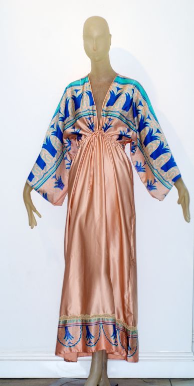 Sandra Rhodes Shells Zandra Rhodes Sea Shell Pink Peignoir For Sale at 1stDibs
