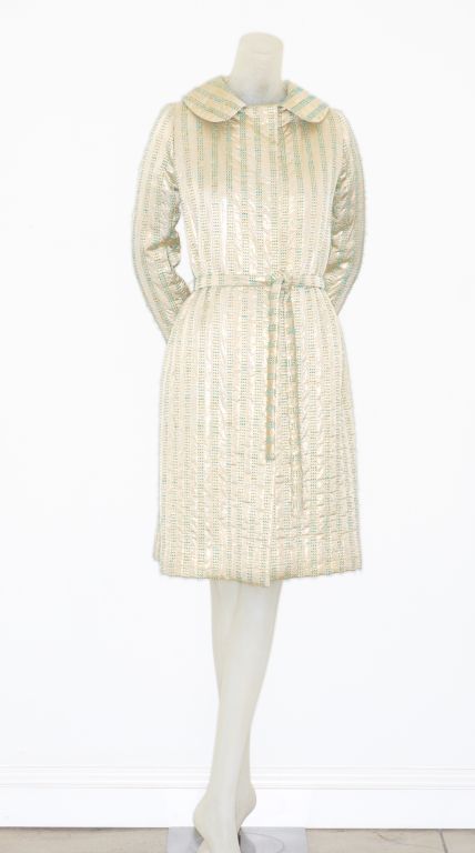 1970s Haute Couture Gold Lamé Coat Attributed to Chanel For Sale 2