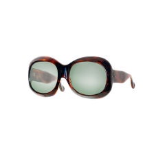Vintage Late 1960s/Early 1970s Jackie O Style Sunglasses