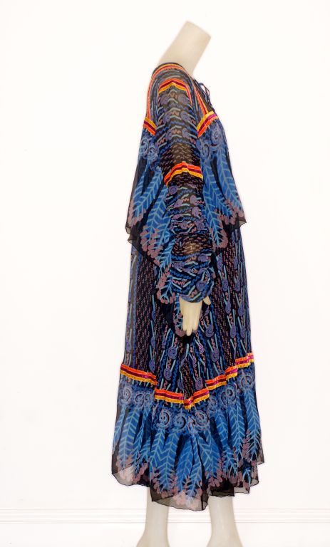 Women's 1977 Zandra Rhodes Indian Feather Print Caftan and Skirt