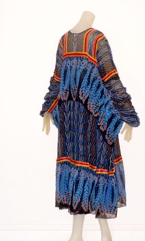 1977 Zandra Rhodes Indian Feather Print Caftan and Skirt 1