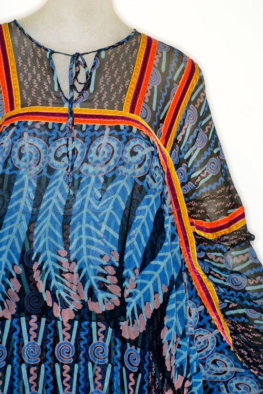 1977 Zandra Rhodes Indian Feather Print Caftan and Skirt 2