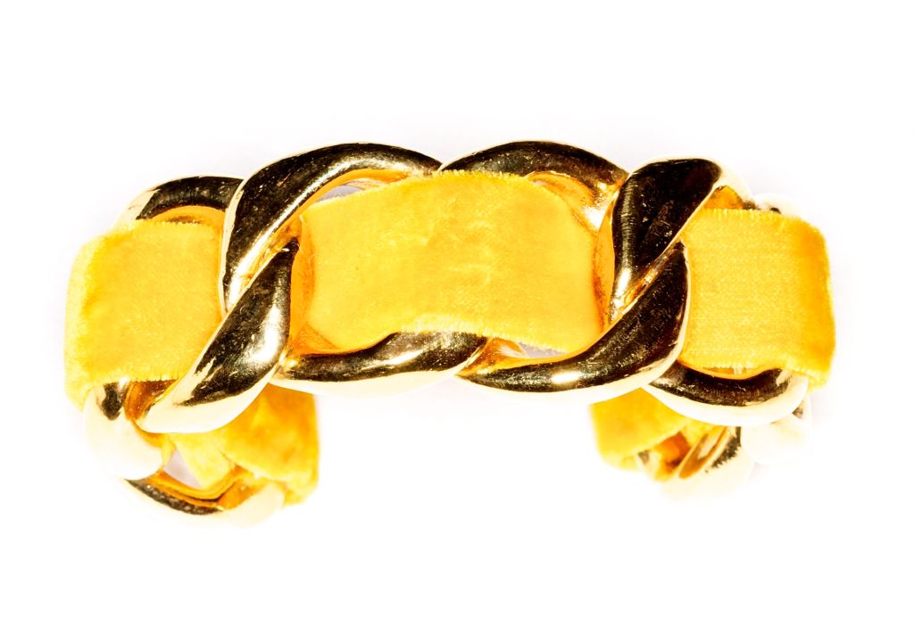 Women's Late 1980s Chanel Chain Cuff Woven with Antique Ribbon For Sale