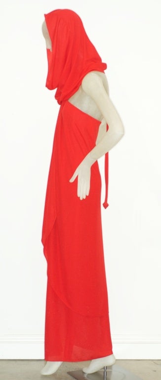 Women's 1970s Bill Blass Red Crepe gown with Detached Hood For Sale