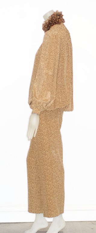 1970s Valentino 'Pajama' Ensemble with Feathered Ruff For Sale 2