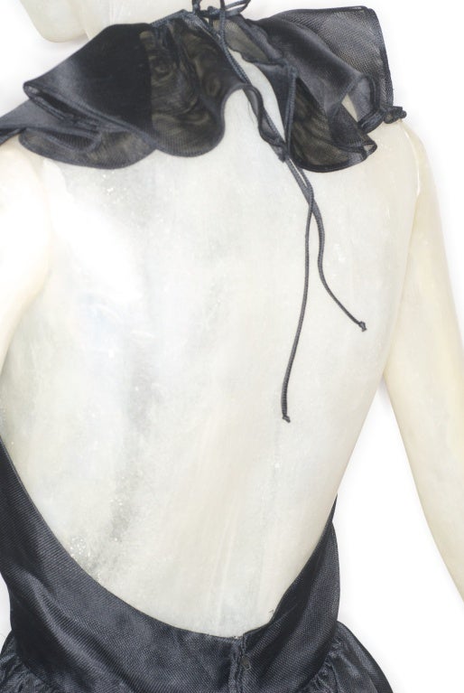1970s Oscar de la Renta Ruffled Backless Silk Gazar Gown For Sale 5