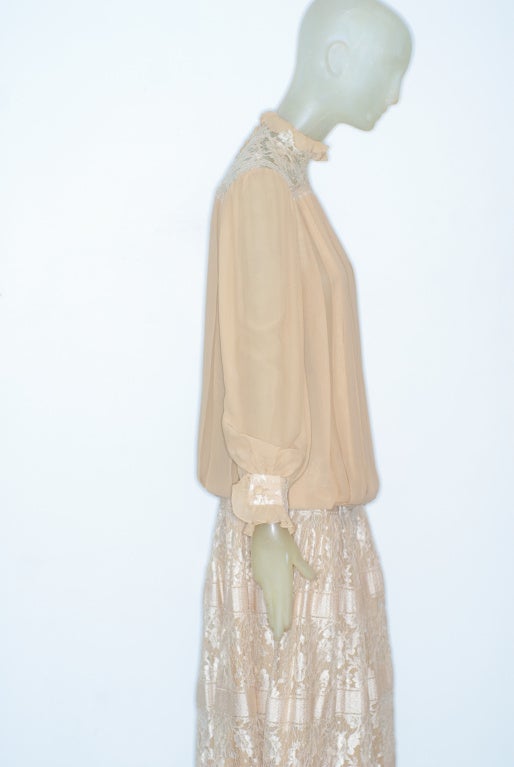 Women's 1979 Valentino Haute Couture Silk and Lace Ensemble For Sale