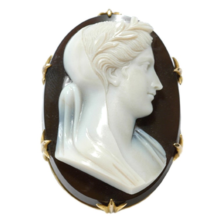 Antique Onyx Cameo Brooch For Sale