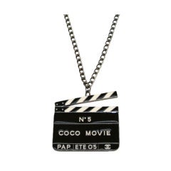 Collector Chanel Coco n°5 Movie Pendant