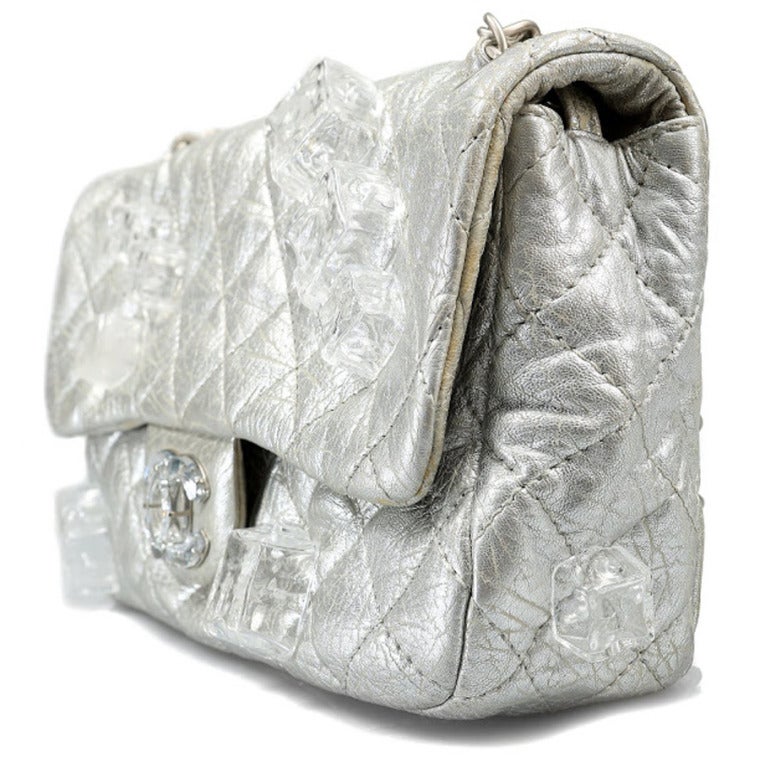 Stunning Chanel Collector Ice Cube Leather Bag 2010 In Excellent Condition In Verviers, BE