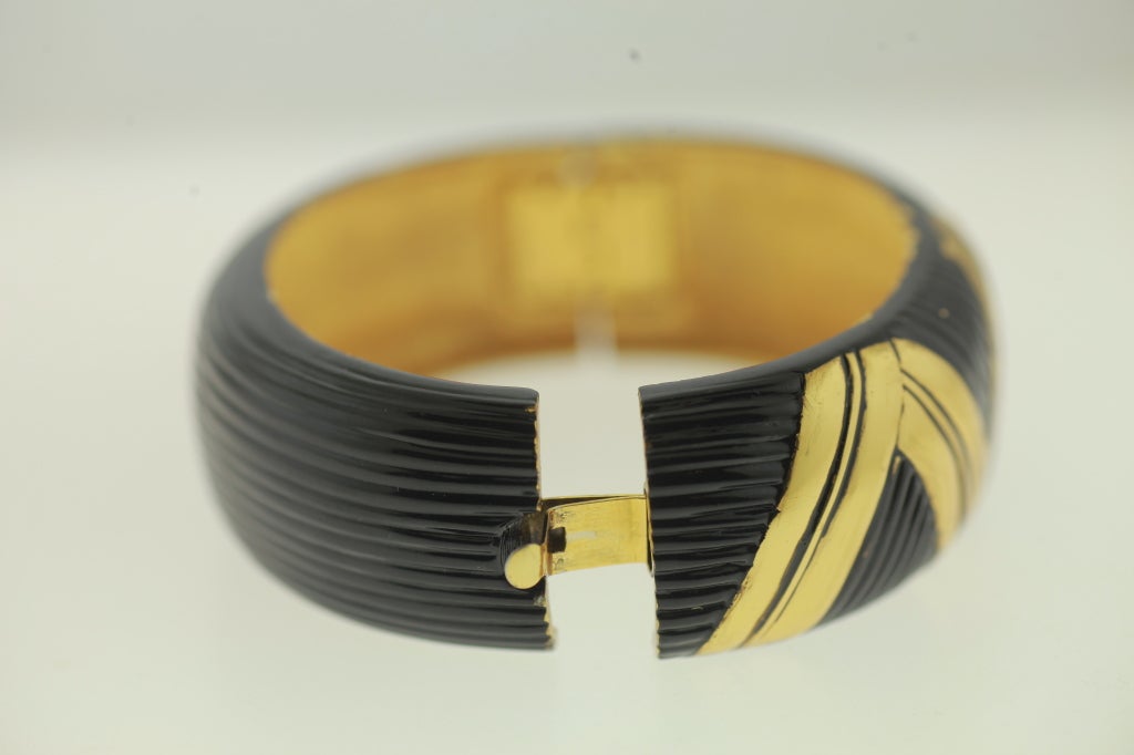 Women's LANVIN PARIS SIGNED GOLD AND BLACK ENAMEL BRACELET CUFF For Sale