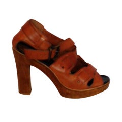 Chloe brown leather wedes