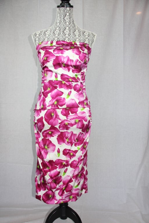 Dolce & Gabbana Floral Print Sheath Dress In Good Condition In West Palm Beach, FL