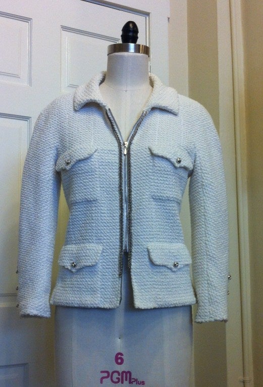 Chanel White With Four Pockets And Zipper Jacket