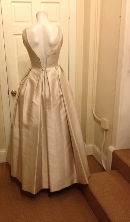 Oscar de la Renta Ivory Silk Gown 1