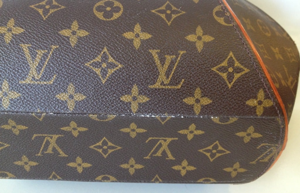 Louis Vuitton Ellipse Monogram Handbag 1