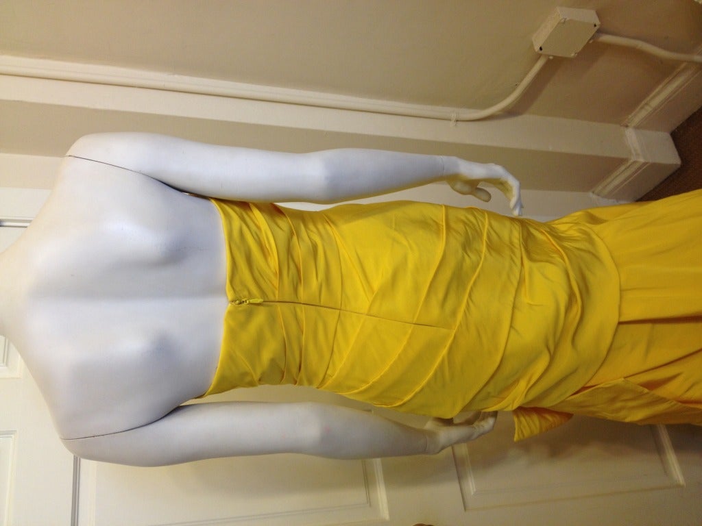 Women's Monique Lhuillier Yellow Strapless Evening Gown