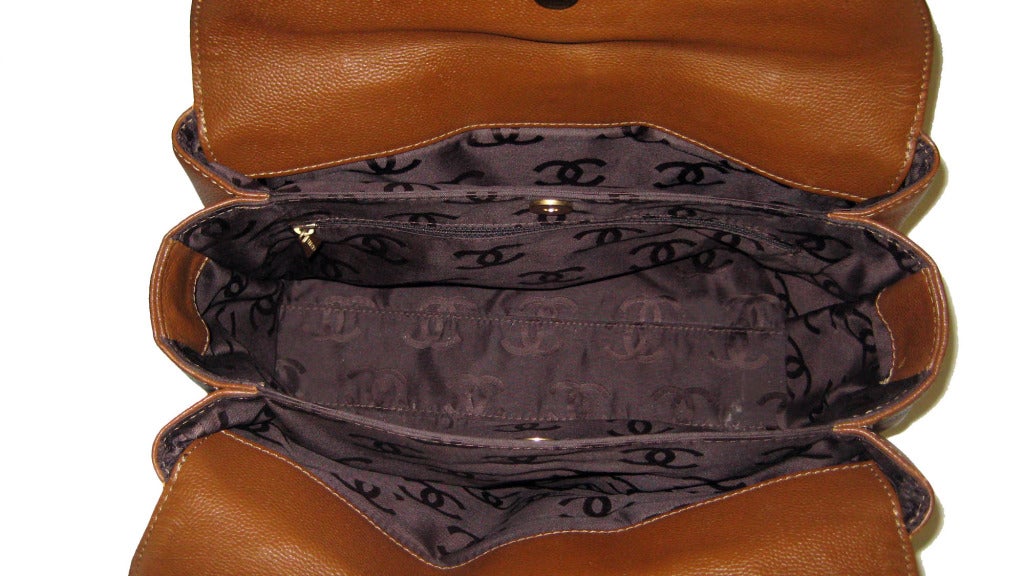 Chanel Caviar Leather Shoulder Bag 2