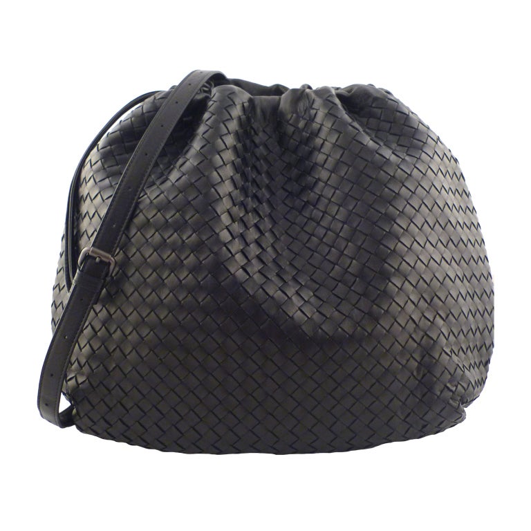 Bottega Veneta Large Woven Bucket Bag w/Adjustable Strap at 1stdibs