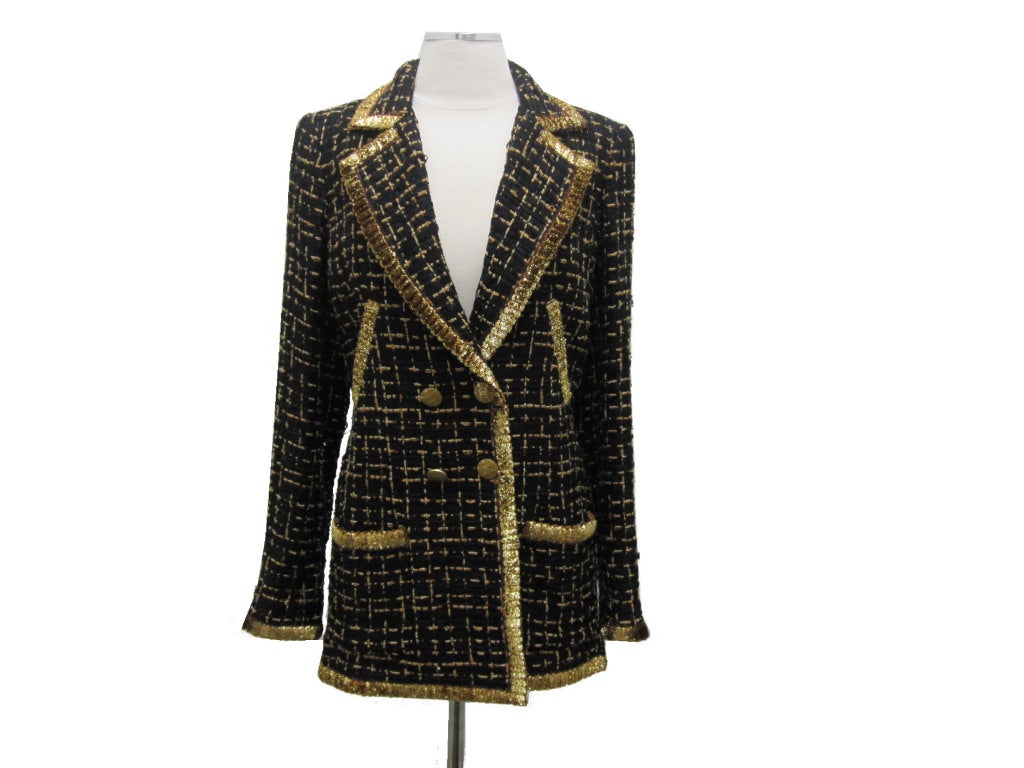 NWT! Double breasted metallic blazer with gold fringe.  Incredible fit and feel!


- Bust 19