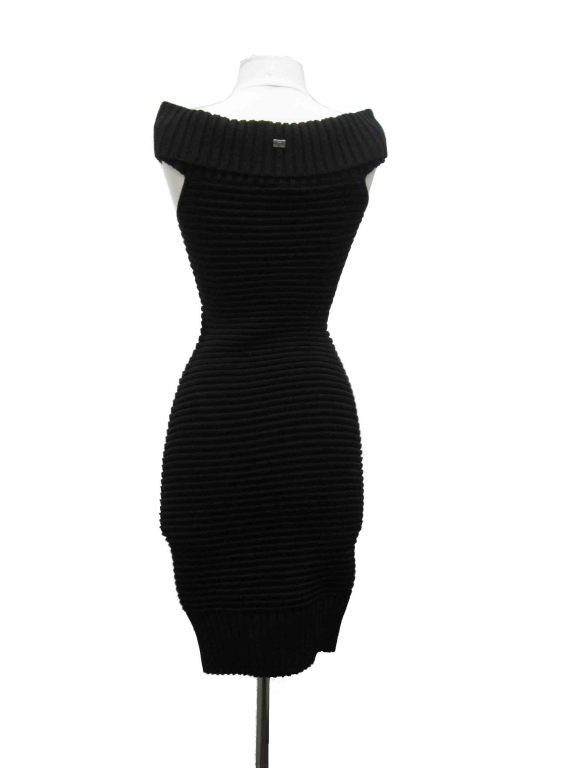 Ribbed Chanel Cocktail Dress With Armbands For Sale at 1stDibs