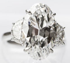 HPHT Oval Diamond in Platinum