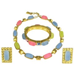 Stunning pastel colored Karl Lagerfeld Vintage Necklace Set - New old Stock