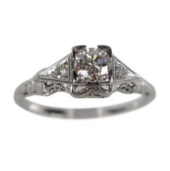 1920s 18K White Gold Art Deco Filigree Diamond Ring