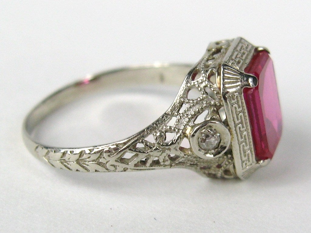 1920s Art Deco White Gold Ruby Diamond Filigree Ring