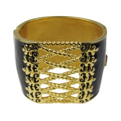 Massive Vintage Karl Lagerfeld Black Enamel Gold Corset Bracelet New never worn 8
