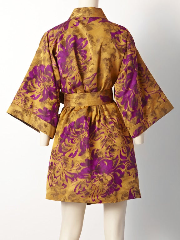 Valentino Printed Taffeta Belted Kimono Coat In Excellent Condition In New York, NY