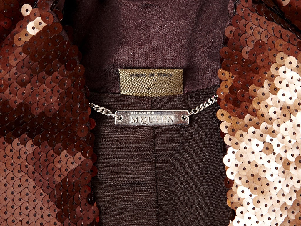 Alexander McQueen Paillettenjacke im Zustand „Hervorragend“ im Angebot in New York, NY