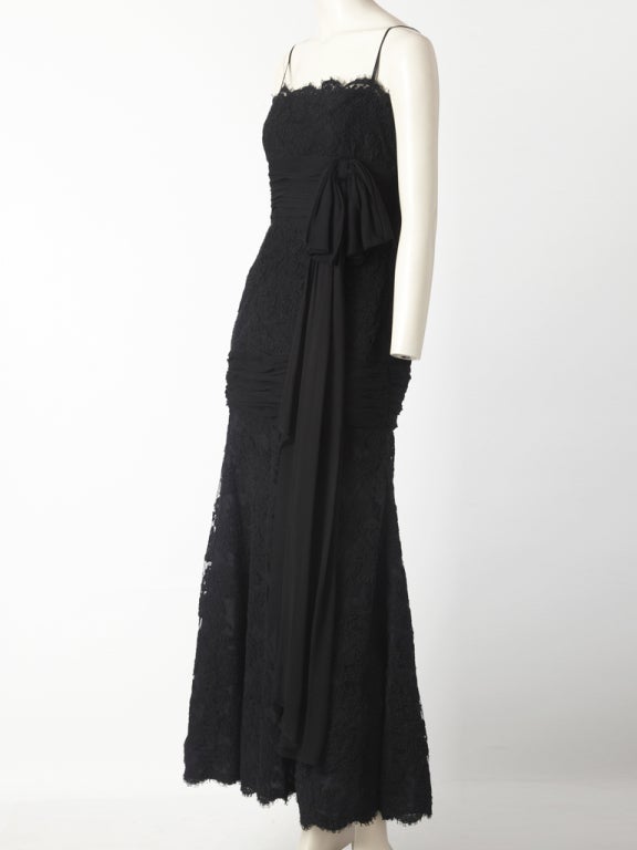 Black Carolyne Roehm Guipure lace Gown