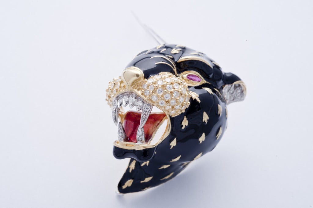Women's Frascarolo gold, diamonds and enamel panther brooch For Sale