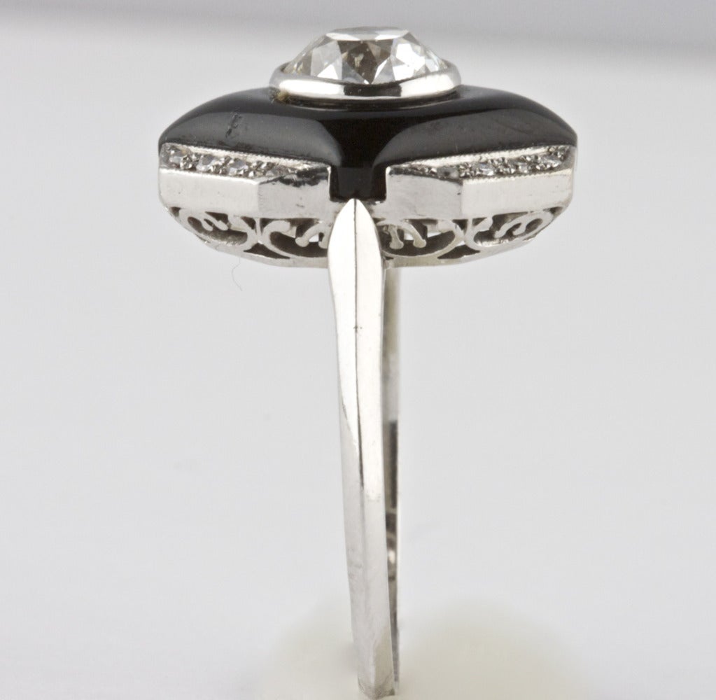 Art Deco Diamant und Onyx Platin Ring Damen