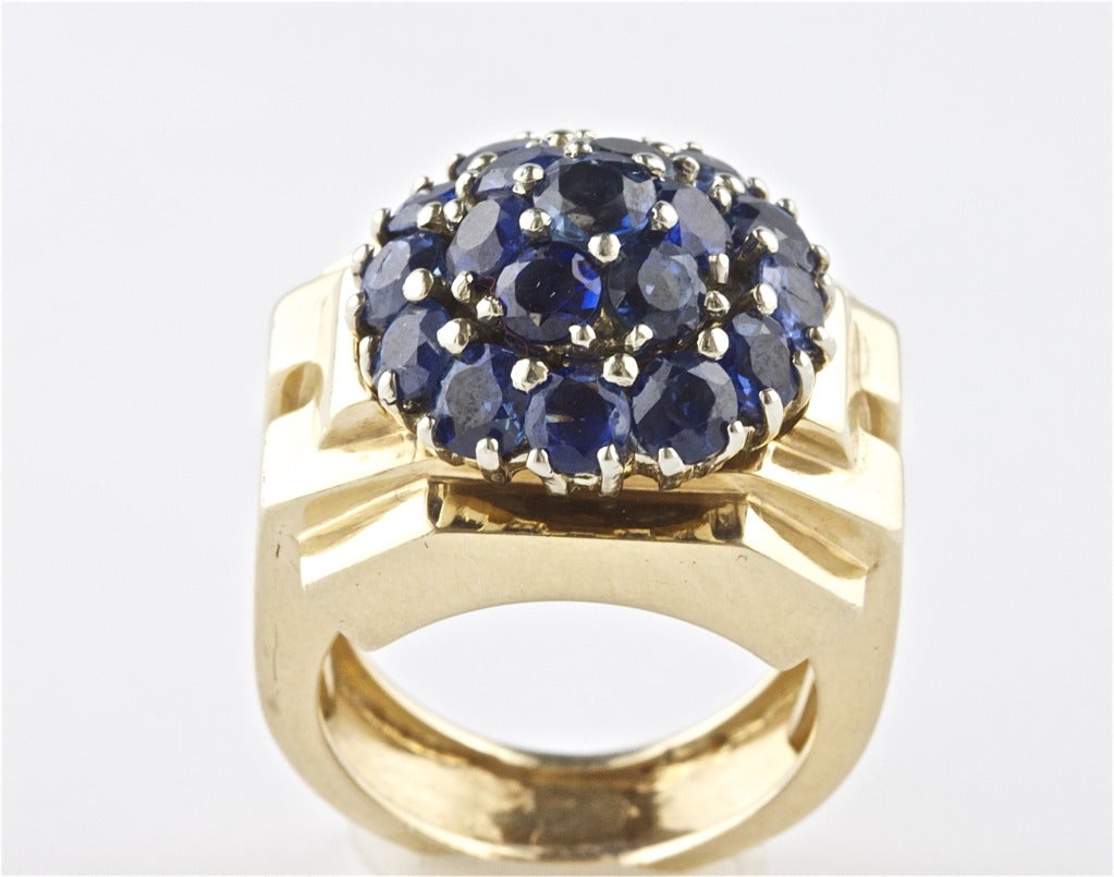 Sapphire and Gold Ring In Good Condition In Beverly Hills, CA