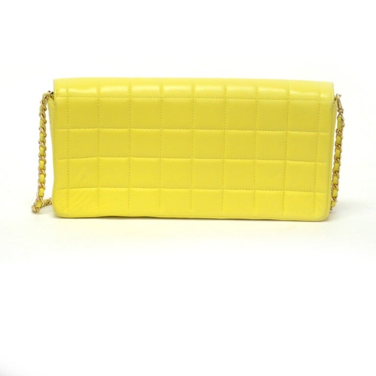 Women's Chanel Quilted Yellow Calf Handbag For Sale