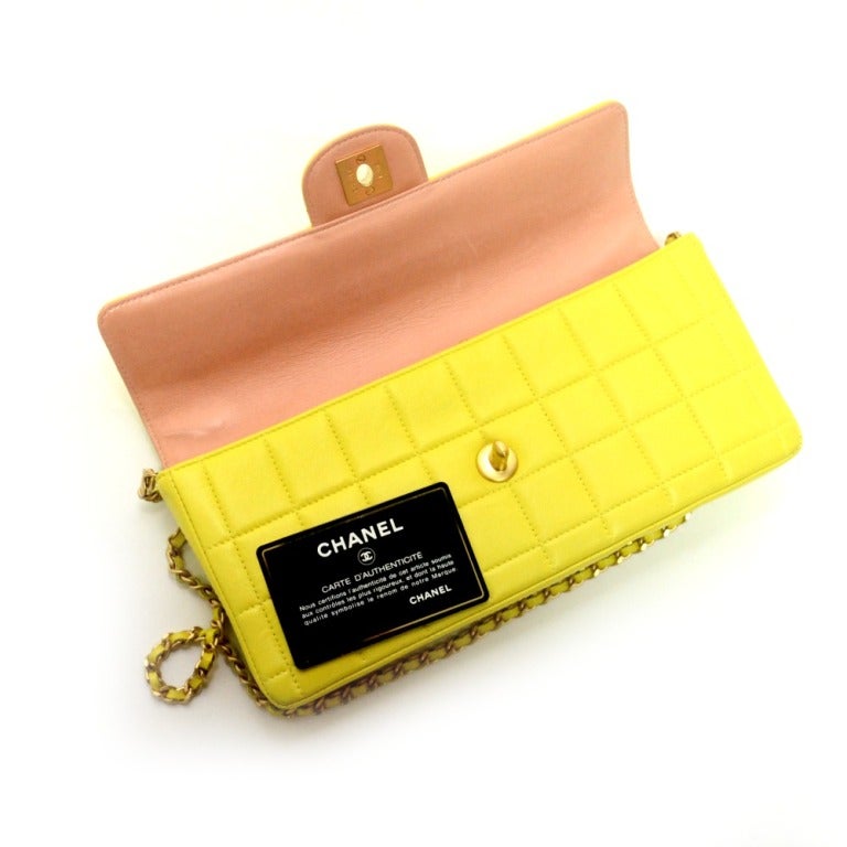 Chanel Quilted Yellow Calf Handbag For Sale 2