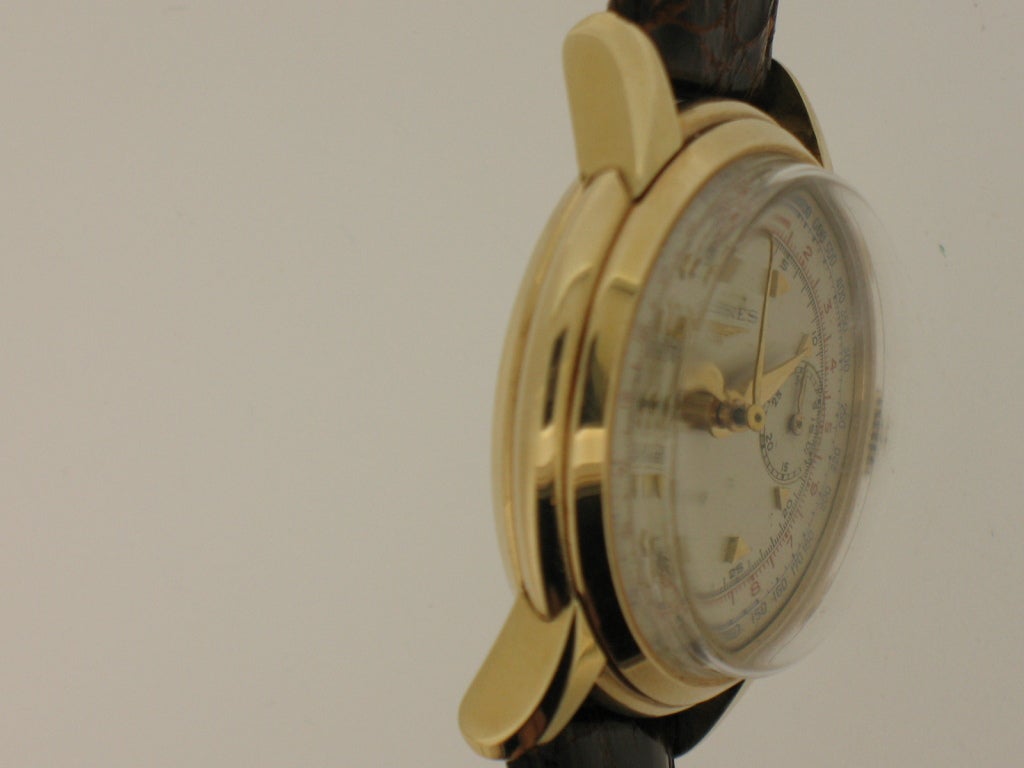 Longines Yellow Gold Chronograph Wristwatch circa 1950s For Sale 1
