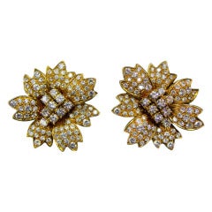Diamond Gold Flower Floral Design Earclips Earrings