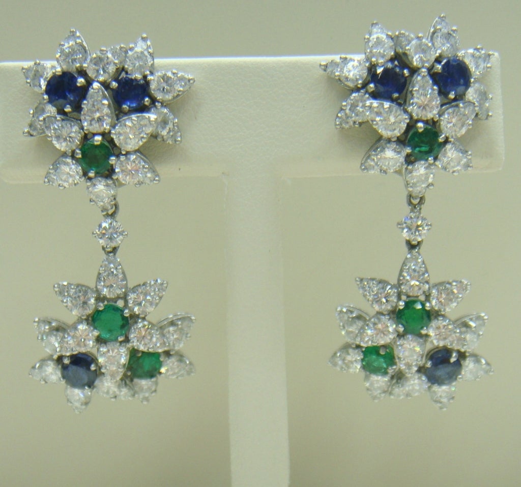 Tiffany & Co Emerald Sapphire Diamond Flower Day Night Earrings In Excellent Condition For Sale In New York , NY