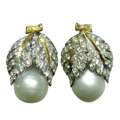 MARIO BUCCELLATI Pearl Diamond Leaf Gold Earclips Earrings