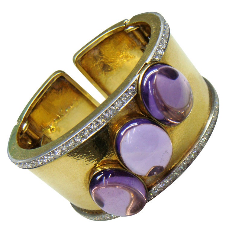 David Webb Hammered Yellow Gold Diamond Amethyst Cuff Bracelet For Sale