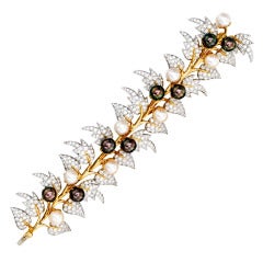 Tiffany & Co. Schlumberger Cultured Pearl Diamond Gold Platinum Bracelet