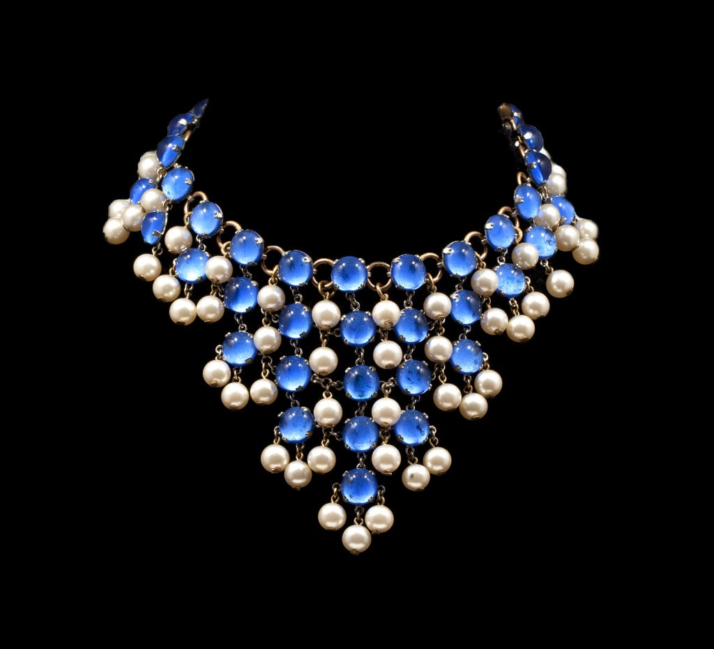 Roger Scemama choker necklace
Pearls, blue glass pearls and gold plated metal